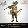 1:35 - WW2 Soldat américain avec détecteur de métaux