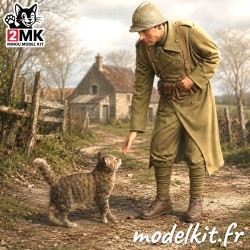 1:35 - French soldier stroking a cat 1939-40