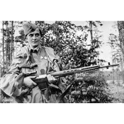 1:35 Serie - WW2 Russian Soldier Sniper Lyudmila Pavlichenko 'Lady Death'