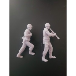 1:35 Serie - WW2 American soldiers dancing and playing the clarinet