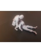 1:35 - WW2 Wounded American soldier & medic