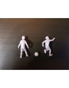 1:24 - Los niños jugando con una pelota