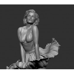 1:24 – Marilyn Monroe