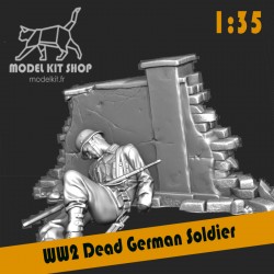 1:35 - Soldato tedesco morto WW2
