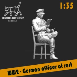 1:35 - WW2 Deutscher Offizier in Ruhe