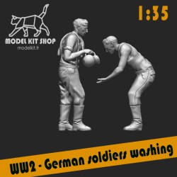 1:35 - WW2 German soldiers washing
