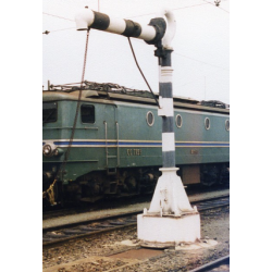 1:32 - SNCF Grue à eau pour locomotive vapeur type "Midi"