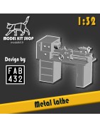 1:32 - Torre de metal