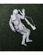 1:35 - WW2 American soldier dead