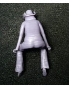 1:24 - Mujer americana sentada