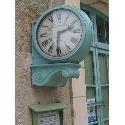 1:32 - Biangular wharf clock