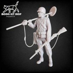 1:35 - WW2 Soldato americano con metal detector