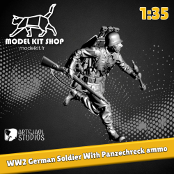 1:35 - WW2 Deutscher Soldat läuft mit einem Panzerschreck 2