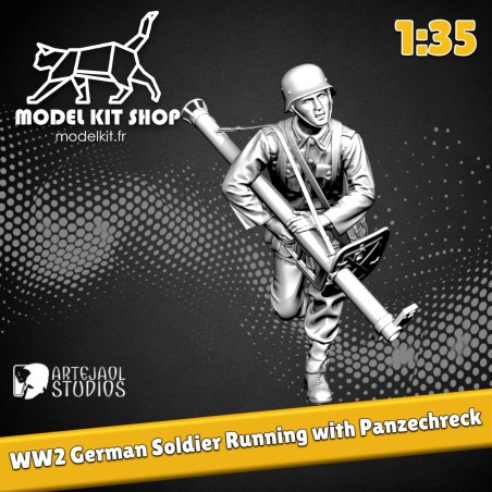 1:35 - WW2 Deutscher Soldat läuft mit einem Panzerschreck 1