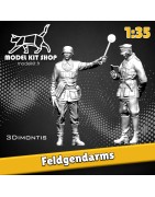 1:35 - WW2 Feldgendarmes