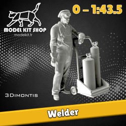 Modelo: 0 (1:43.5) - Mujer con un cubo