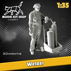 Modelo: 0 (1:43.5) - Mujer con un cubo