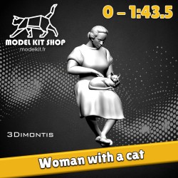 Modelo: 0 (1:43.5) - Mujer con un cubo