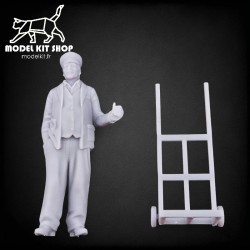 0 (1:43.5) - Worker with Hand dolly