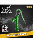 1:35 - Bomba de agua manual
