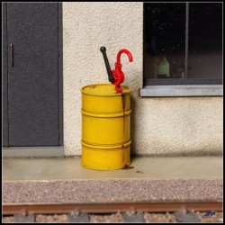 0 (1: 43.5) - 200-Liter-Fässer