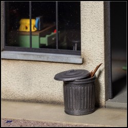 0 (1: 43.5) - Metal trash