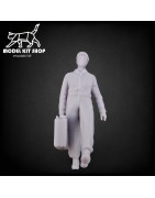 0 (1:43.5) - Homme portant un jerrycan - Modelkit.fr