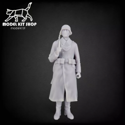 1:35 - WW2 Feldgendarme with his dog