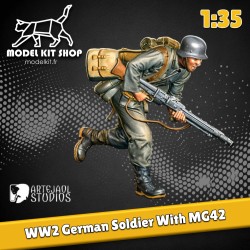1:35 - WW2 Soldato tedesco che corre con un MG42