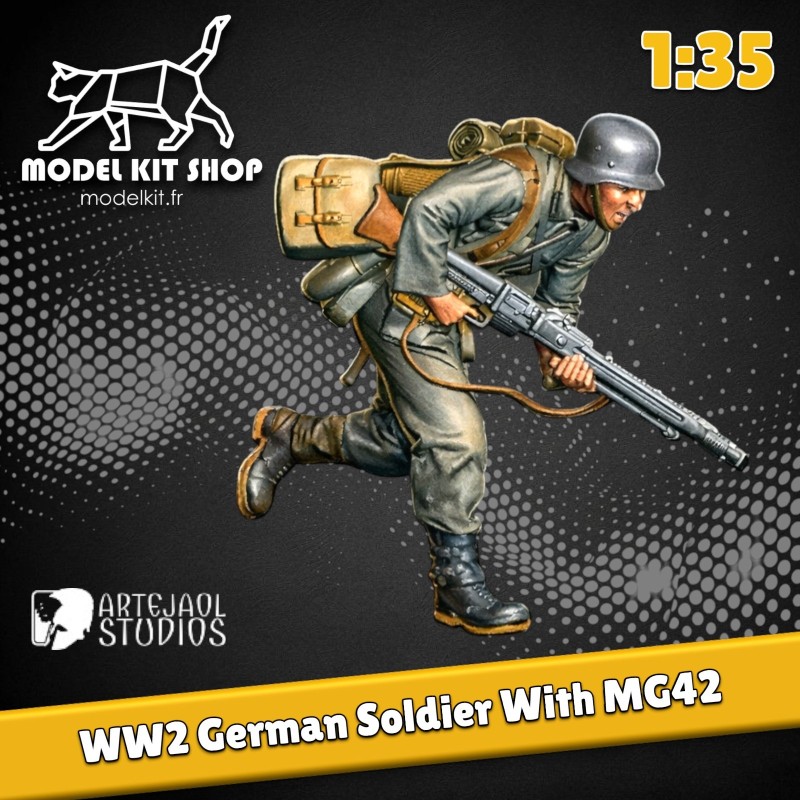 1:35 - WW2 German soldier running with an MG42