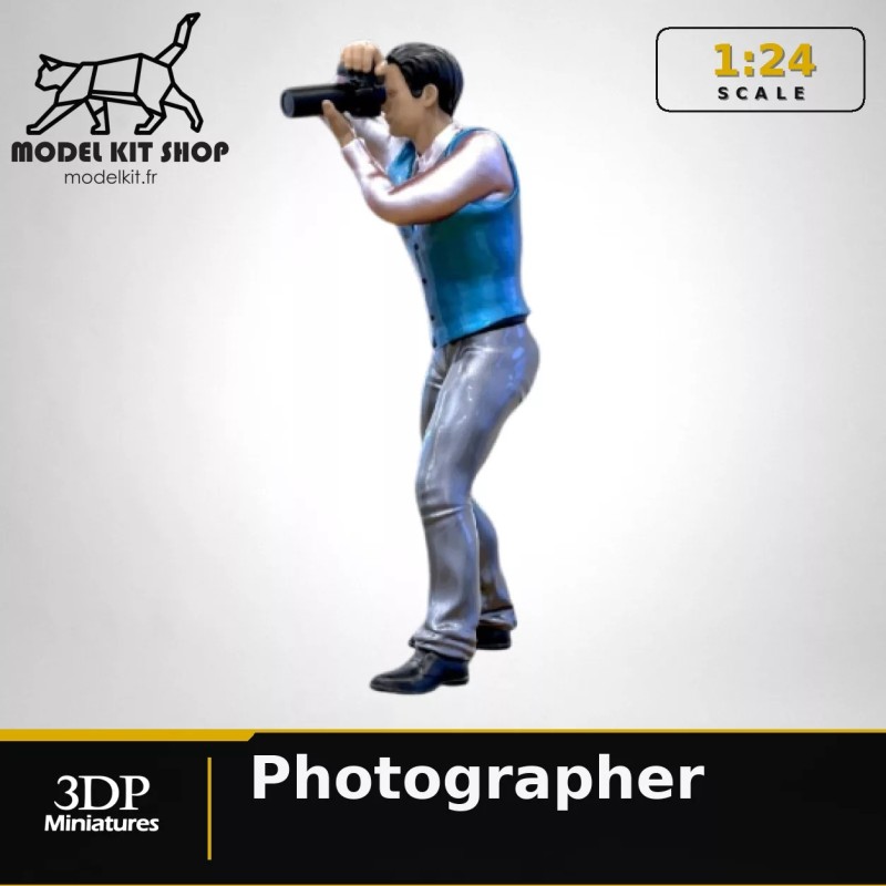 1:24 - Photographe