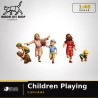 1:48 - WW2 Enfants jouant