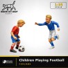 1:35 - Enfants jouant au foot