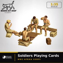 1:35 - WW2 Afrika korps - Soldats allemands jouant aux cartes